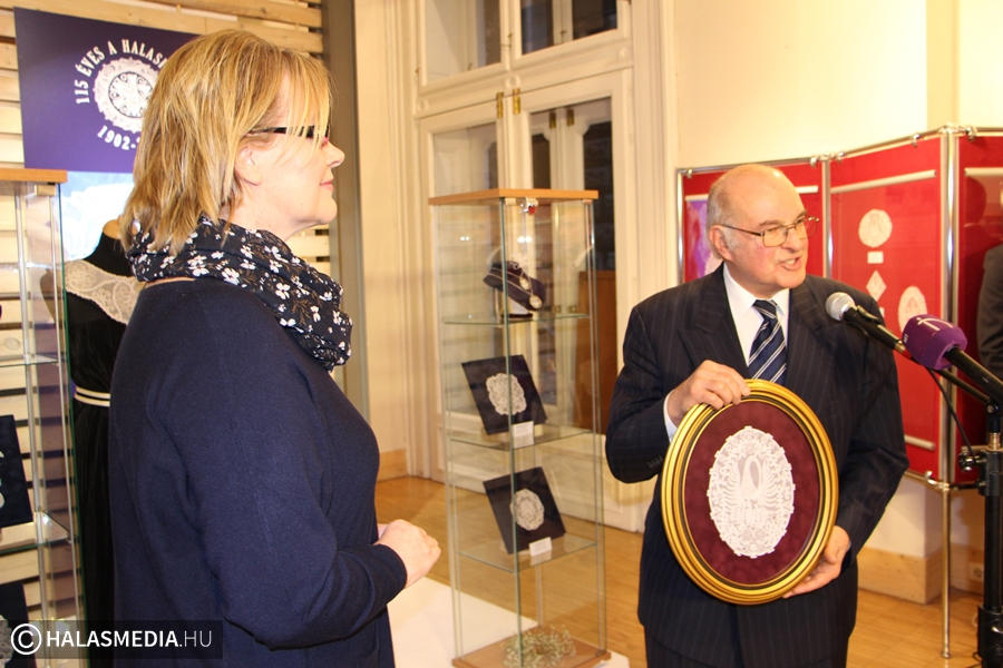 Ötmilliós rendkívüli támogatást kap a Csipkeház