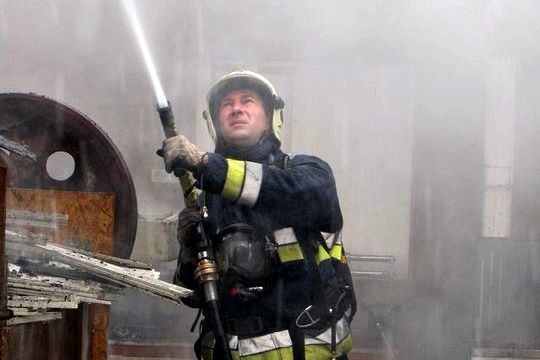 Rendvédelmi Emlékérmet kapott a halasi tűzoltó