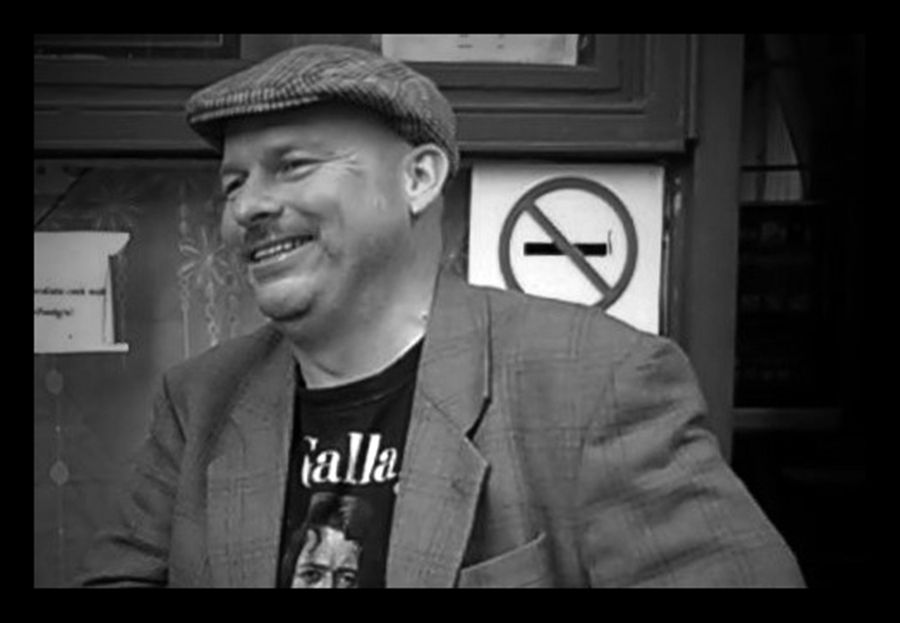 Vass Lóri emlékére