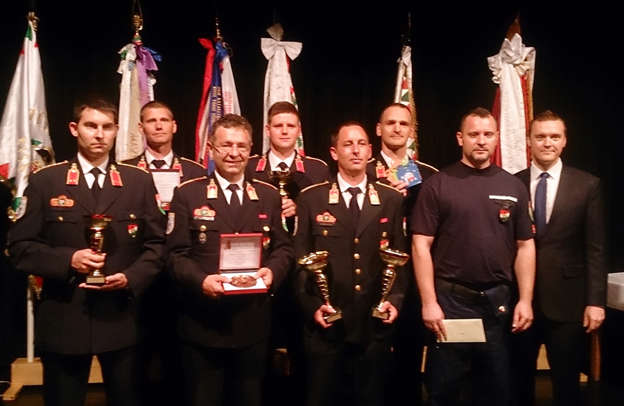 Halasi tűzoltók elismerése