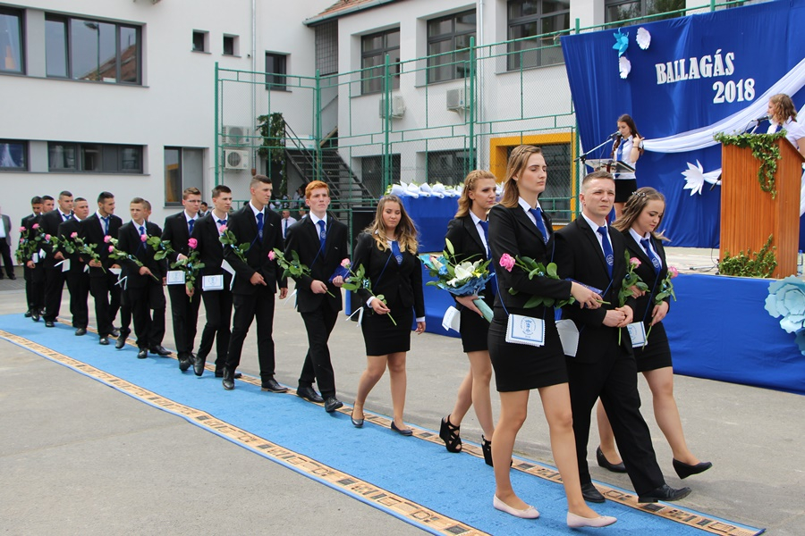 (►) „Fogy az út, mégis szép” (galéria)