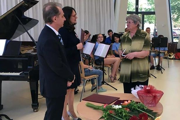 Országos elismerés a kunfehértói vöröskeresztes elnöknek