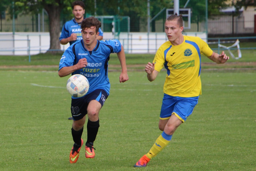 Egyetlen gól döntött a városi rangadón (galéria)