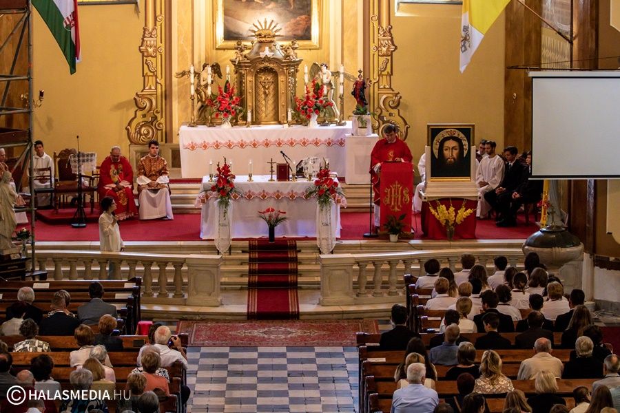 Miniszteri, nagyköveti látogatás vasárnap