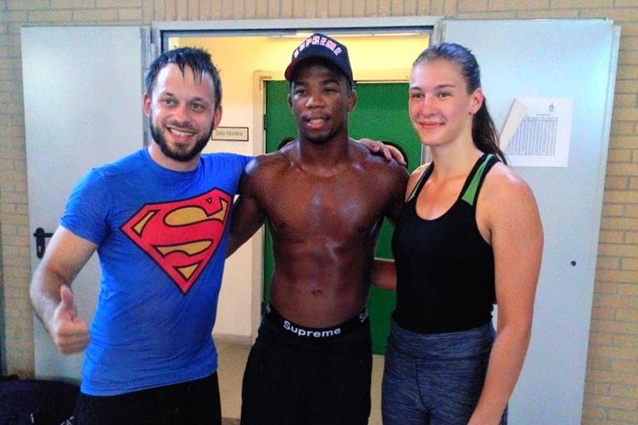 Felhő Viktória a római EB-n birkózik