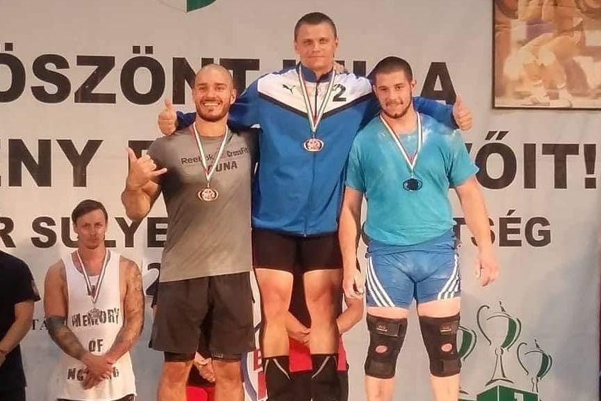 Robi, az aranyérmes súlyemelő