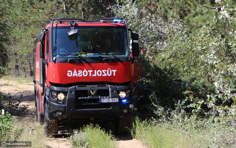 Ismét tűz volt a zsanai úti hulladéklerakóban