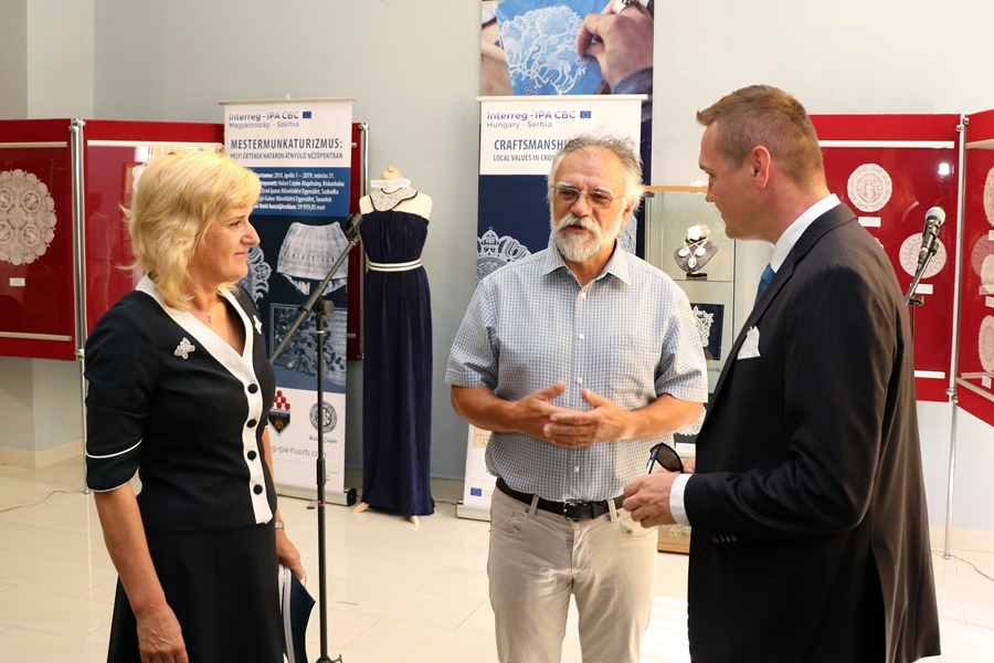 Szabadkán is lenyűgözte a közönséget a halasi csipke (galéria)