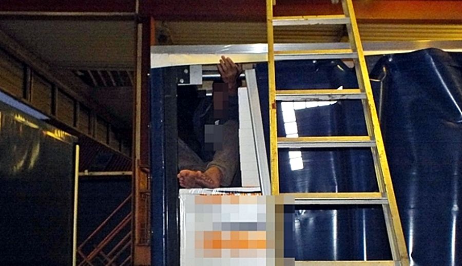 Óránként egy külföldi a kamionokban