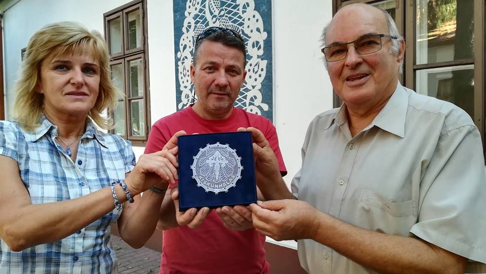 Elkészült az El Camino-ra a halasi csipke