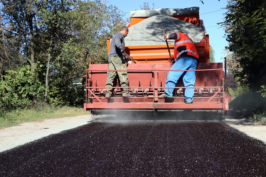 Új burkolatot kap a Kertész utca