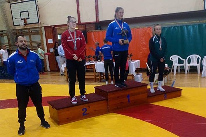 Felhő Viki junior magyar bajnokságot nyert