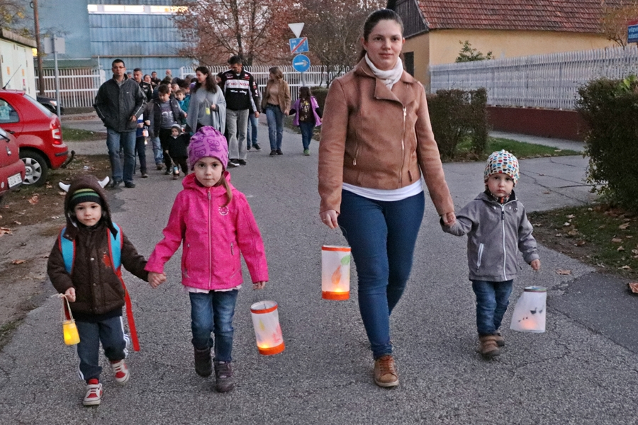 Márton-napi lámpás felvonulások (galéria)