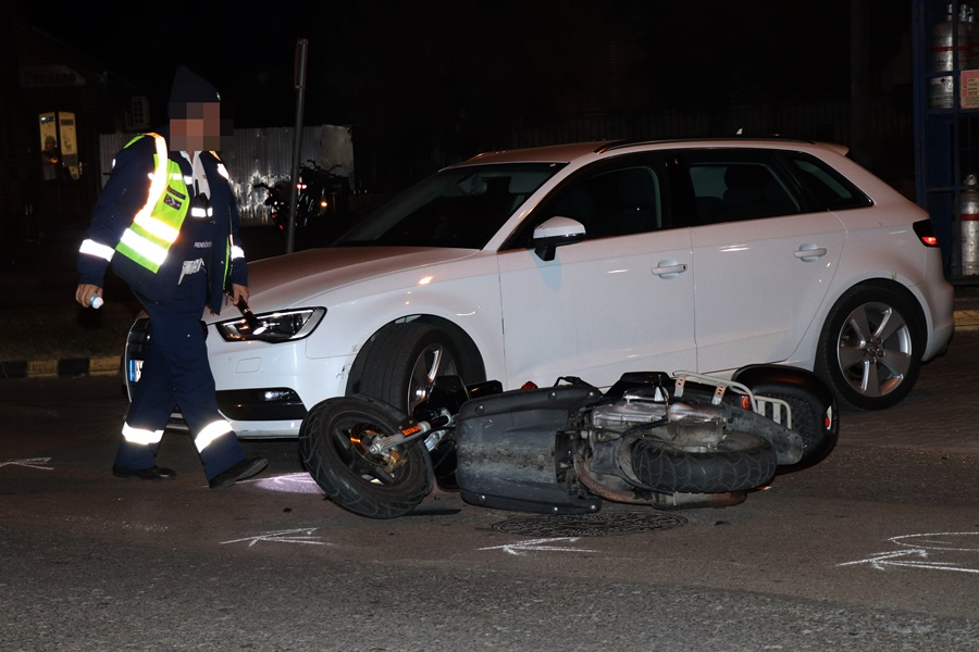 Motorost ért baleset a Vadkerti úton