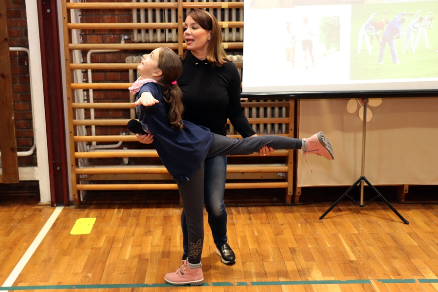 (►) Olimpikon vendégek a Felsővárosi-iskolában