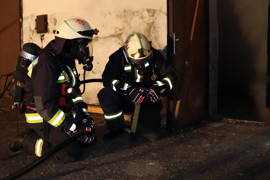 Tűz Jánoshalmán és Zsanán