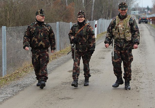 Honvédelmi gyakorlat a déli határon
