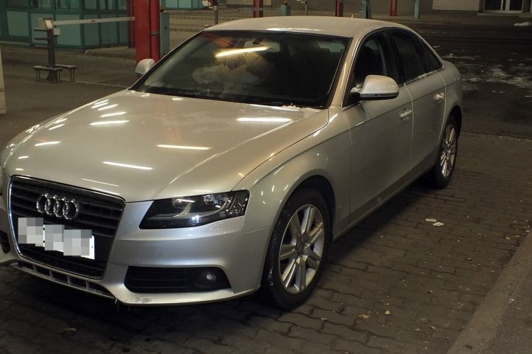 Körözött Audi a tompai határon