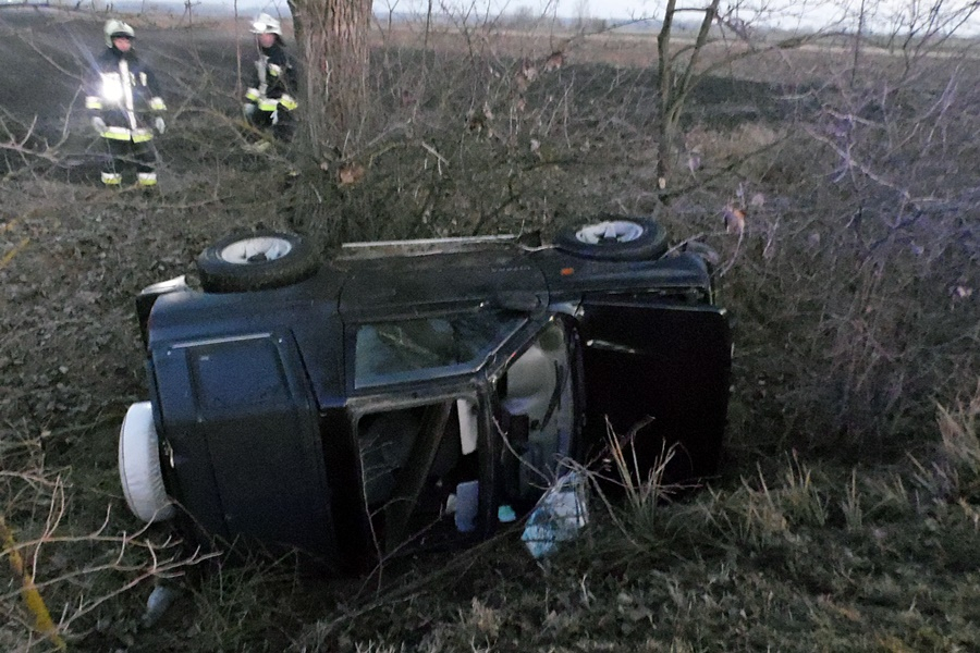 Két autó is felborult a Majsai úton