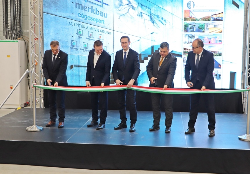 Új asztalosüzemmel erősít a Merkbau Zrt.