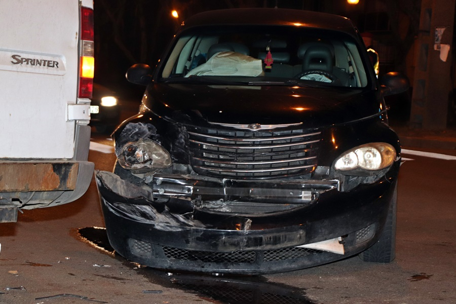 Szabálytalan kanyarodás: három autó ütközött Halason (galéria)