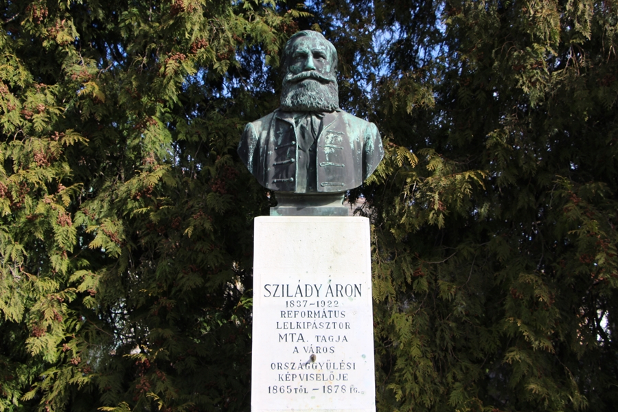 Szilády-emlékkonferencia