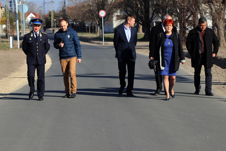 Út és 138 parkoló épült (galéria)