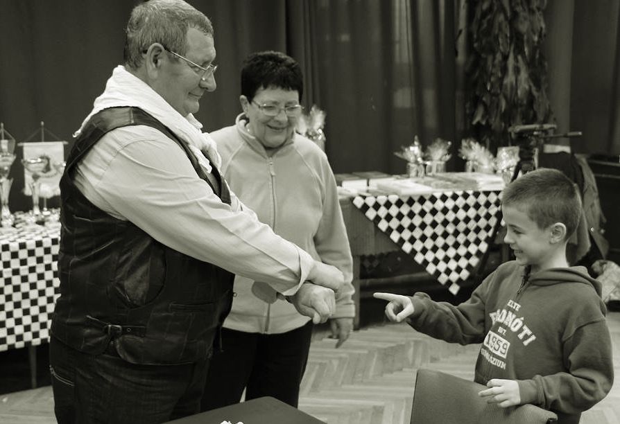 Elhunyt Szécsényi Mihály