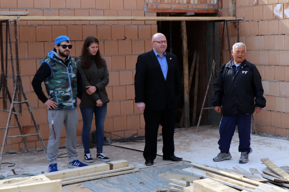 Jól halad a birkózócsarnok építése