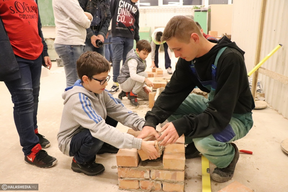 Szakmák Éjszakája a Váriban (galéria)