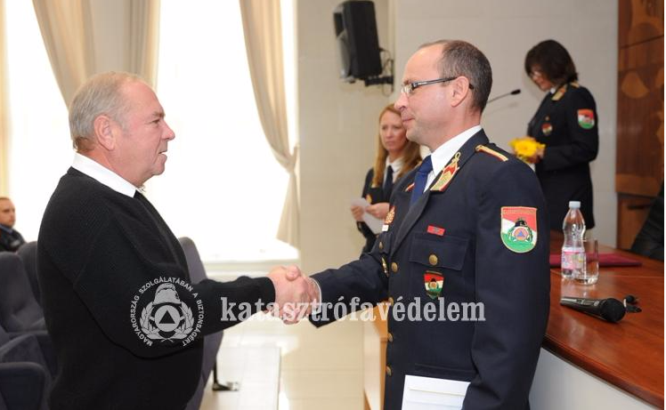 Rendvédelemért Emlékérmet kapott Urbán Imre