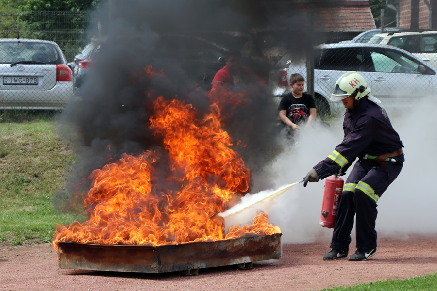 Százak a halasi tűzoltómajálison (galéria)