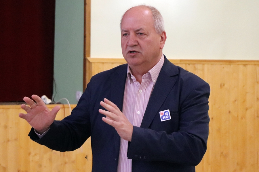 „Magasabb minimálbért, magasabb minimálnyugdíjat!”