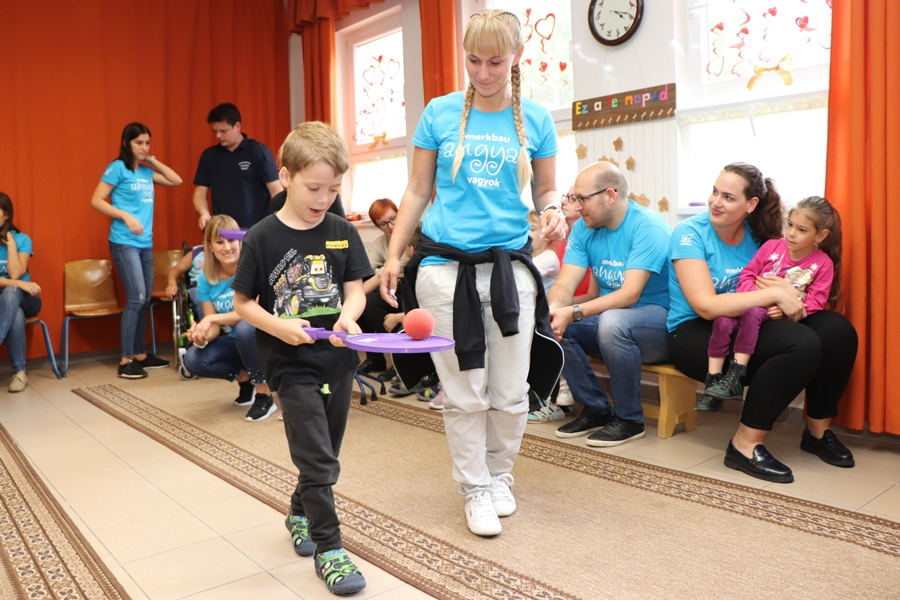 Jótékony Merkbau Angyalok (galéria)