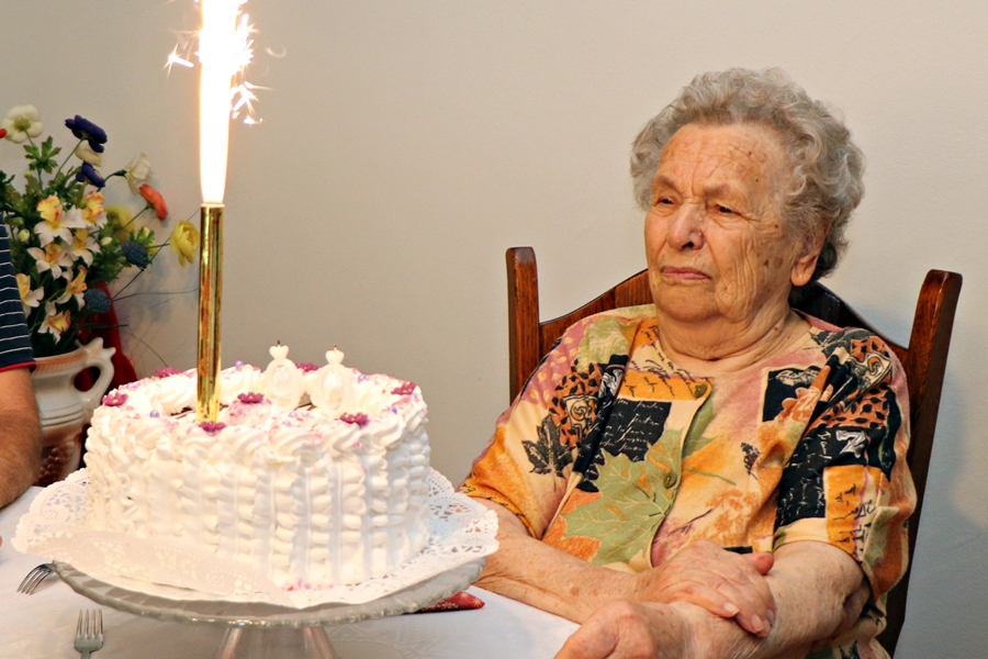 Julka néni 90. születésnapja