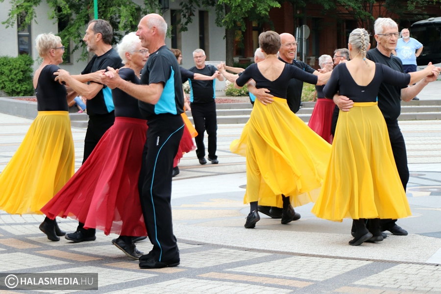 Idősebbek is elkezdhetik, sőt, Dániában már elkezdték (galéria)