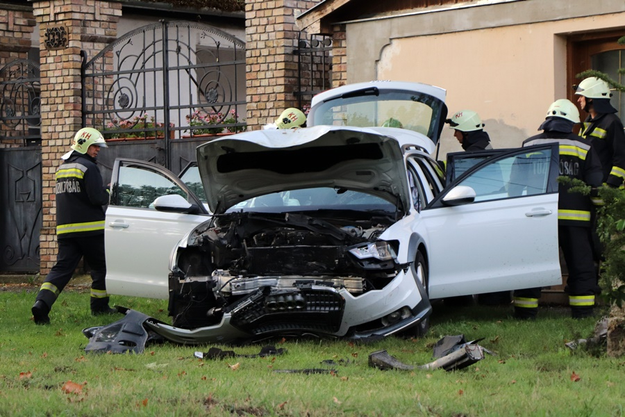 Súlyos karambol, többen megsérültek a Jókain (galéria)