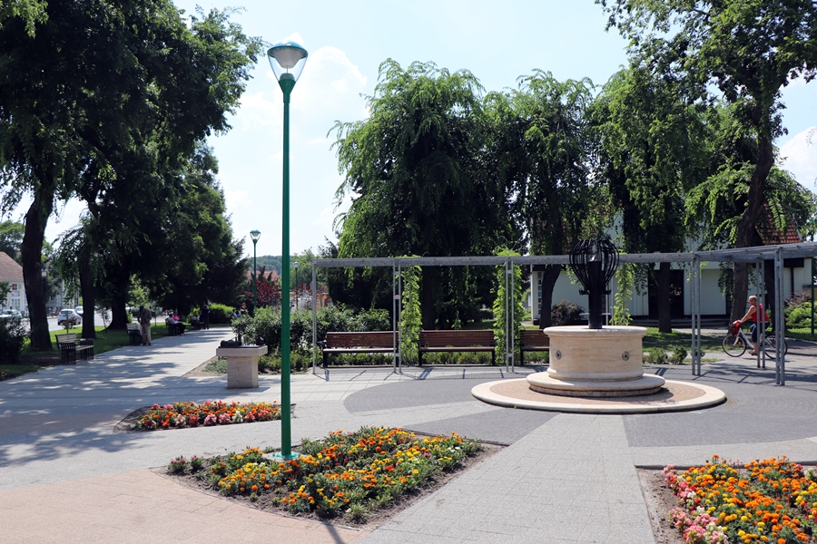 Nevet kapott a sétány