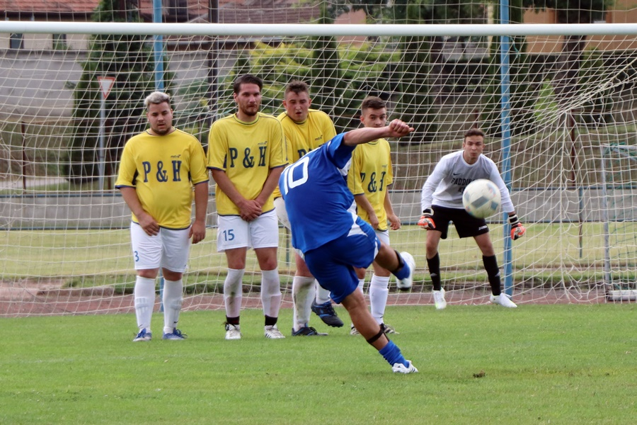 Győzelemmel kezdett a KFC II. (galéria)