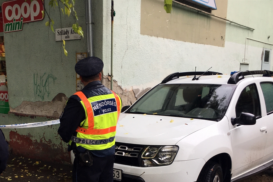 16 éves fiú rabolt a Szilády Áron utcai kisboltban