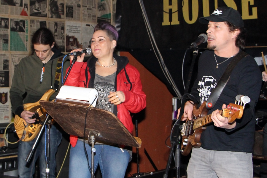 Újra koncertezik a Shanka & The Schuldigang zenekar