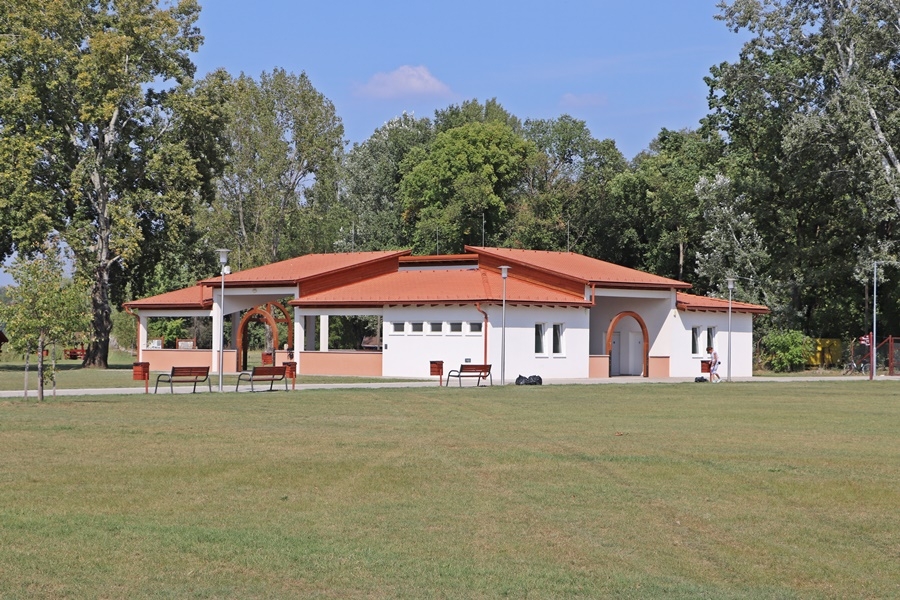 (►)  Sóstói fejlesztés - 541 milliót nyert a város