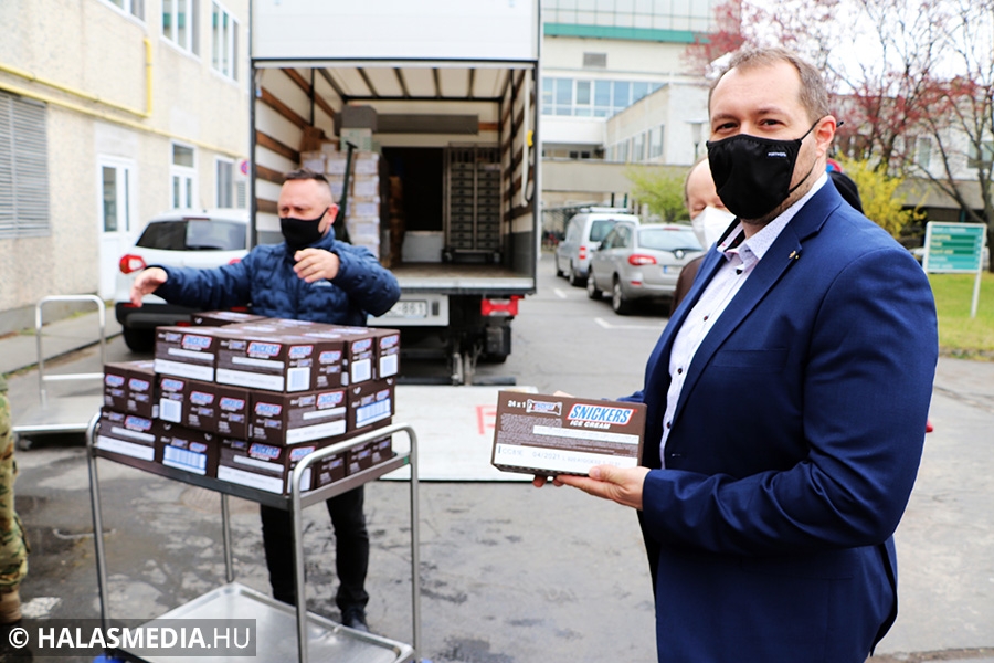 Jeges meglepetés érkezett