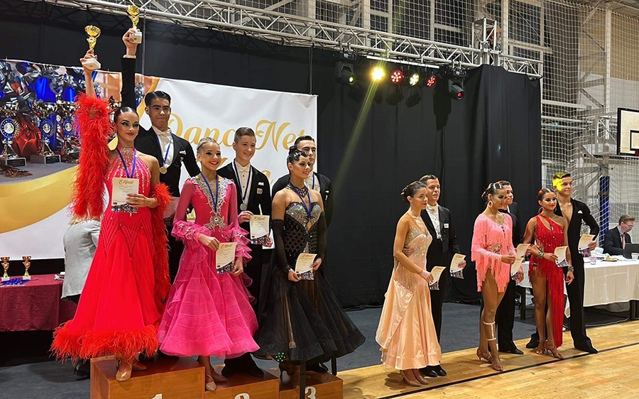 Klubközi éremeső a Stúdió 2000 TSE-ben