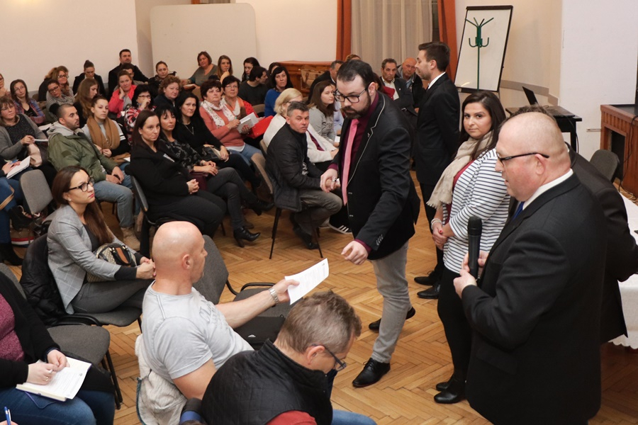 Ősszel indulhat a főiskolai képzés, halasi konzultációs hellyel