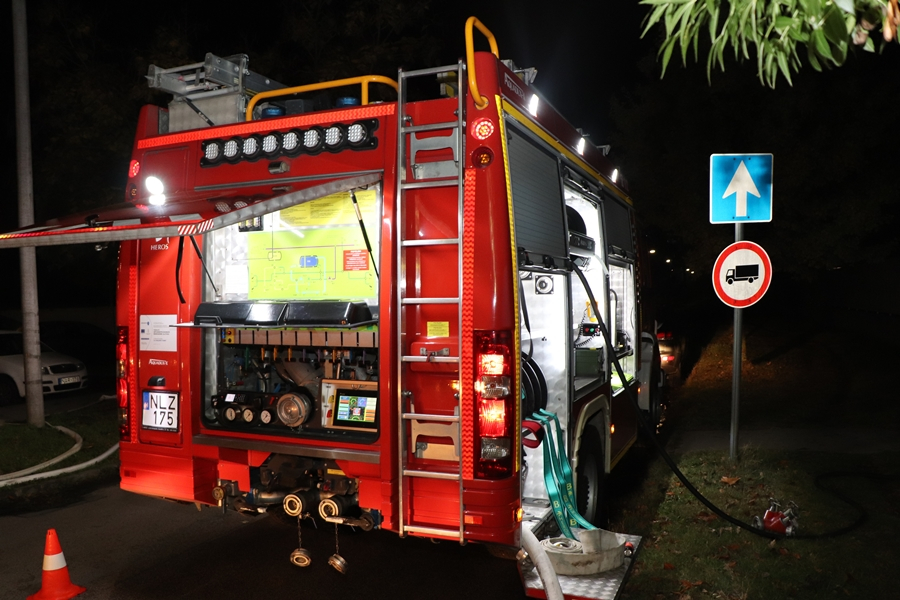 Tűz volt egy üzemben