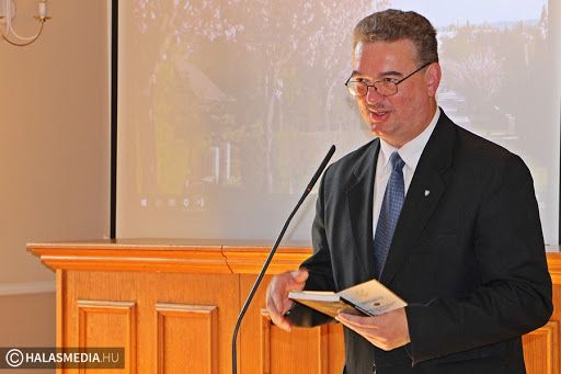 Elmarad az emlékkonferencia