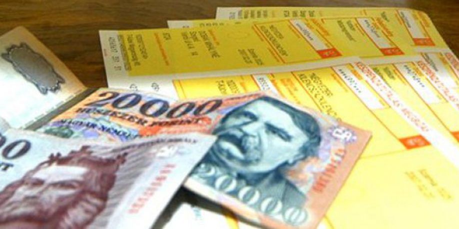 Bírság kijárási korlátozás megsértése  és közterületi italozás miatt