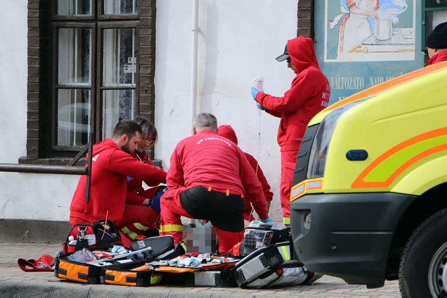 Ma van a Mentők Napja, köszönet a munkájukért!