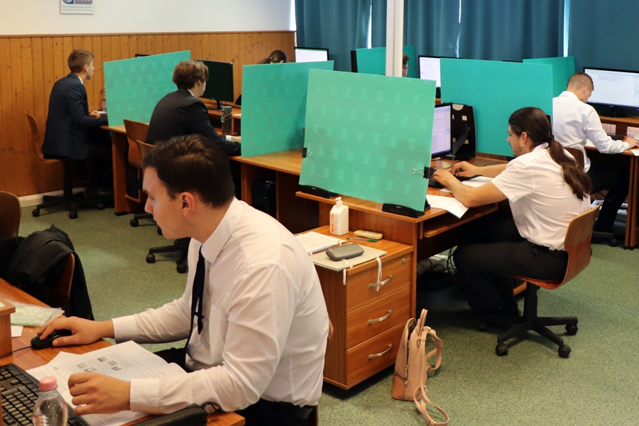 Érettségi informatikából, emelt szinten (galéria)